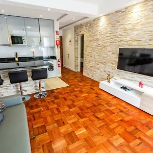 Sea Breeze I Apartment